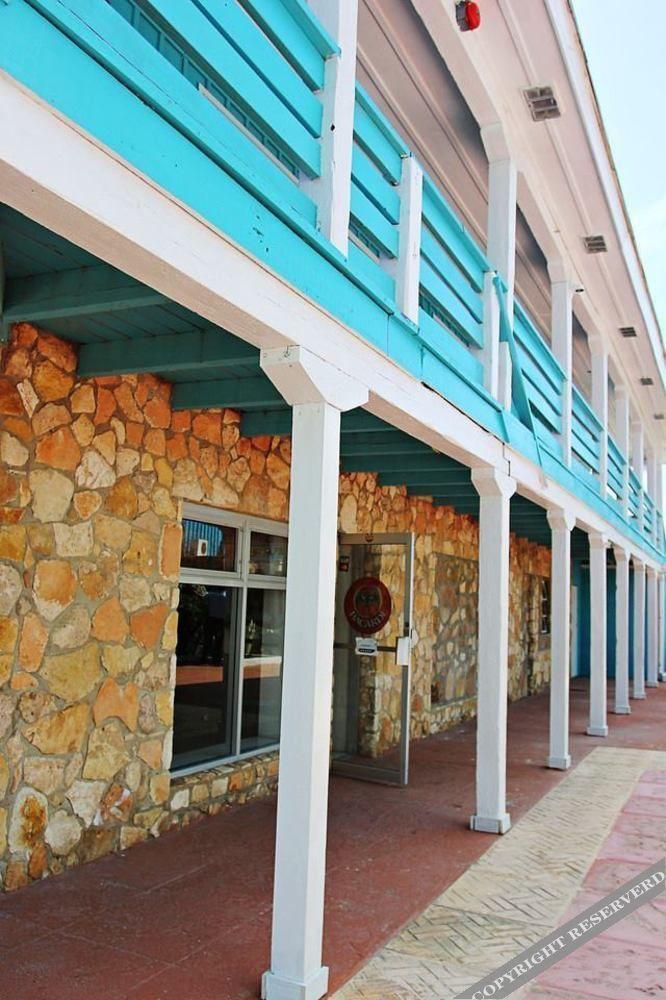 Two Turtles Inn George Town Exterior foto
